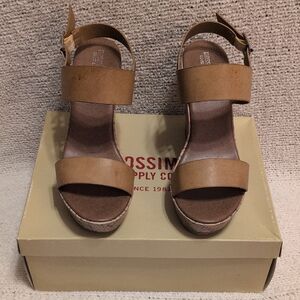 Mossimo Supply Co. Tan Sandals with Leather Straps
